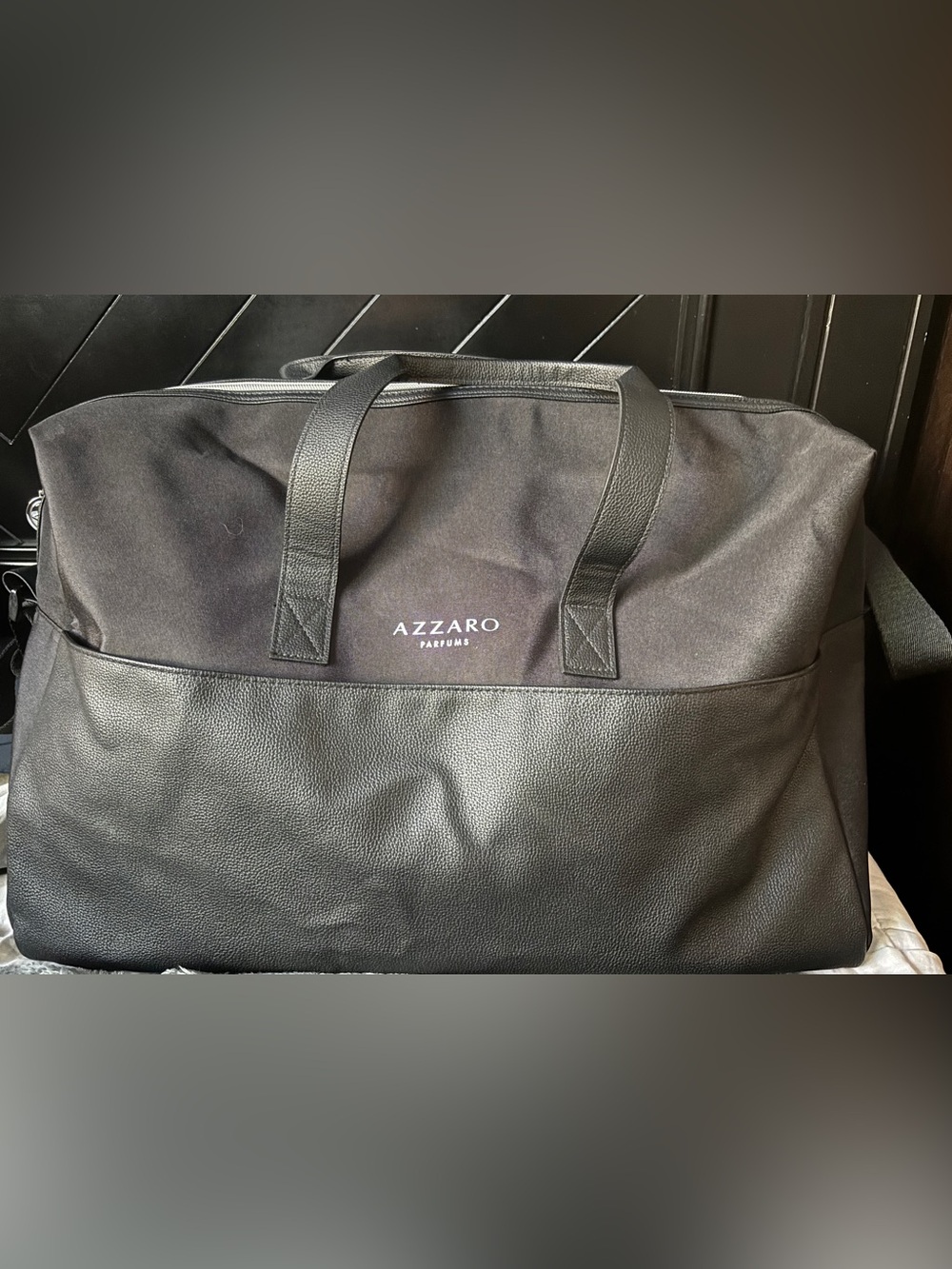 AZZARO MOST WANTED LIMITED EDITION SPORTS , TRAVEL , GYM , WEEKENDER BAG BLACK